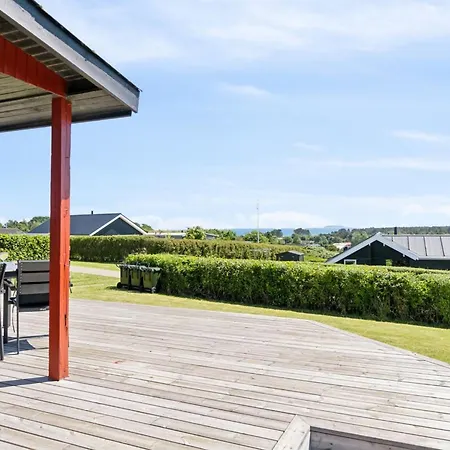 Joseph - 500m From The Sea By Interhome Semesterbostad *